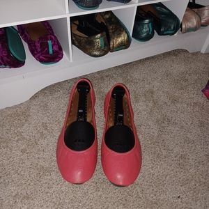Poppy Tieks